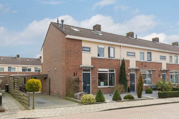 Woning Troelstrastraat 30 Olst