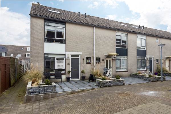 Woning Sneeuwklokjestraat 31 Almere