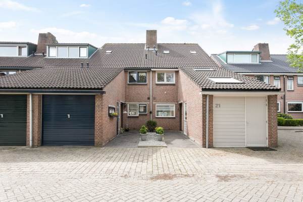 Woning Mispelgaarde 21 Houten