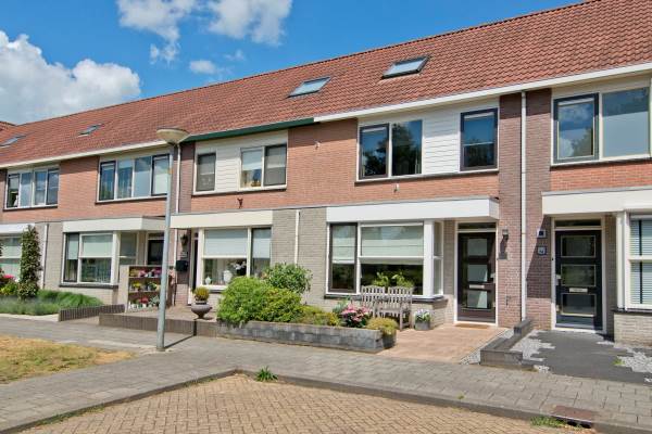 Woning Beemdkroon 76 Tiel