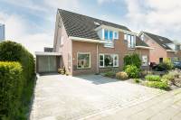 Woning De Esk 1 Nij Beets
