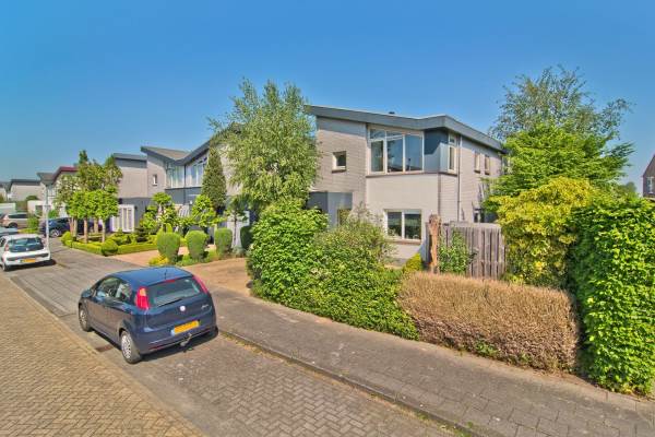 Woning P. Oosterleestraat 25 Tiel