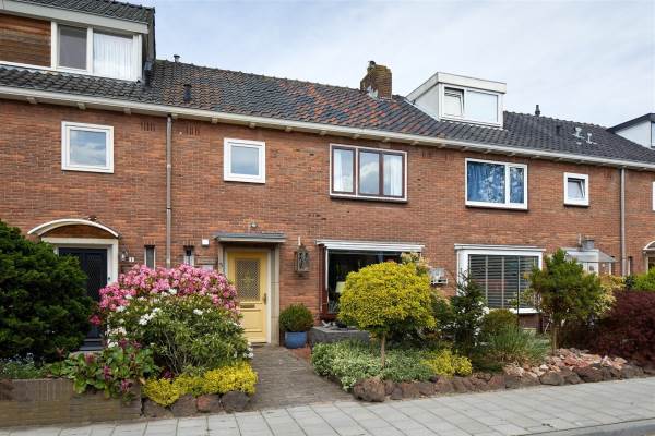 Woning Dennenlaan 3 Loosdrecht