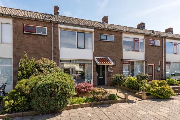 Woning Prins Bernhardstraat 11 's-Gravenzande