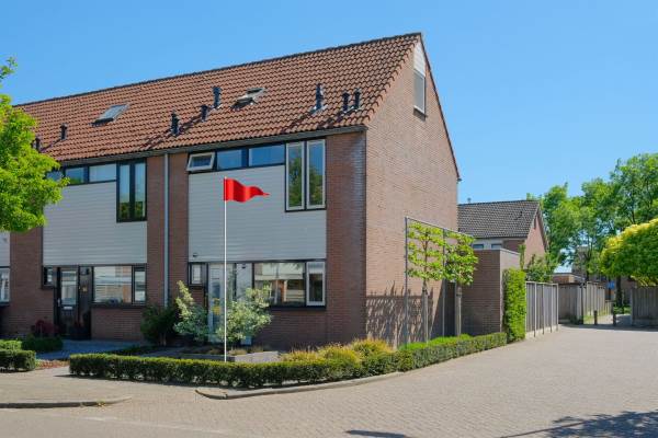 Woning De Hop 12 Almelo