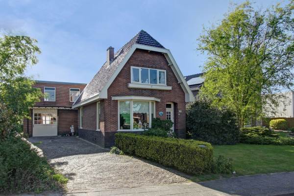 Woning Rijksweg 117 Limmen