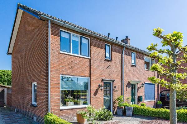Woning Bernhardstraat 67 Nijkerk