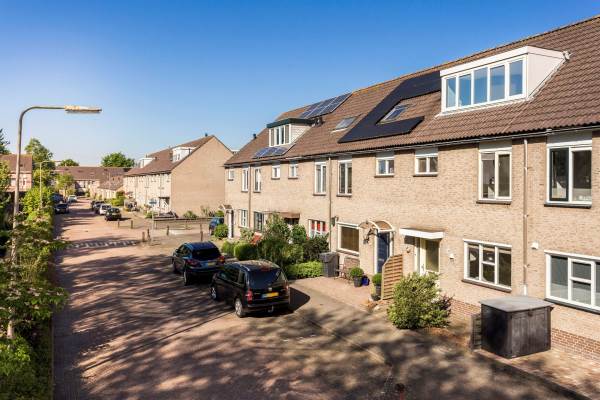Woning Kastanjelaan 25 Zoeterwoude