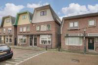 Woning Burgemeester van Nienesstraat 15 Uitgeest