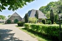 Woning Halvemaanweg 8 Emmen