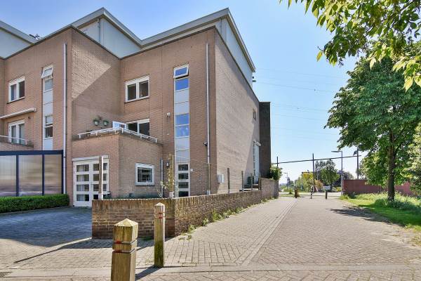 Woning Forsythiastraat 42 Lisserbroek