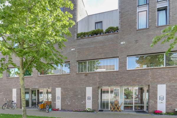 Woning Zwanebloemlaan 202 Amsterdam