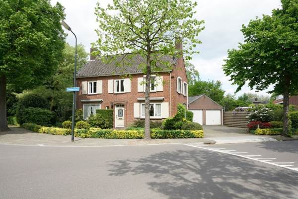 Woning Burg. Canterslaan 4 Oisterwijk