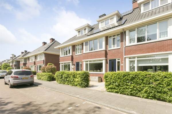 Woning Burgemeester Cannegieterlaan 57 Voorschoten