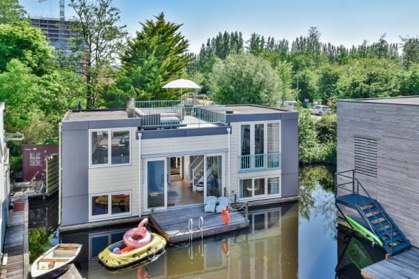 Woning IJsbaanpad 98 Amsterdam
