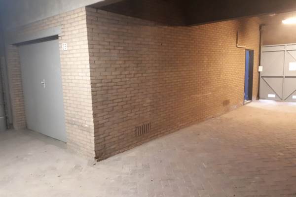 Garage Buizenwerf 23 Rotterdam