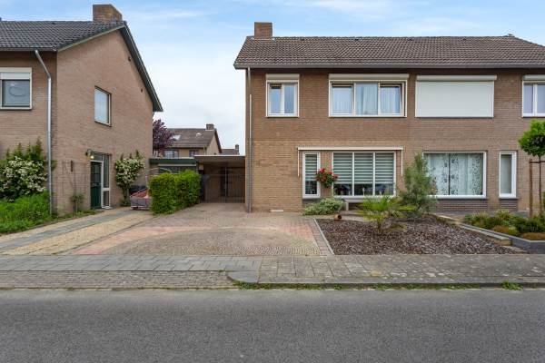 Woning Engelbertusstraat 13 Buchten