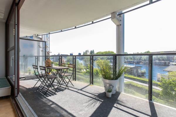 Woning Omval 92 Amsterdam