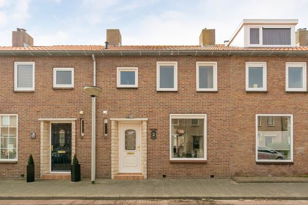 Woning Pluvierstraat 8 Monster