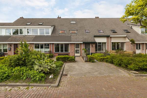 Woning Burg. Warnerslaan 13 Anna Paulowna