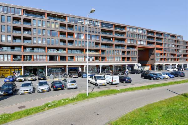Woning Pieter Calandlaan 564 Amsterdam