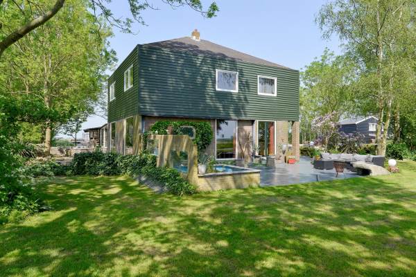 Woning Bloemendalergouw 49 Amsterdam