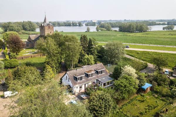 Woning Waalbandijk 54 Dodewaard