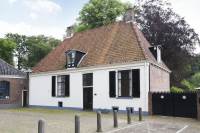 Woning Kerkplein 11 Almelo