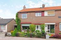 Woning Schenck van Nijdeggenstraat 22 Middelaar