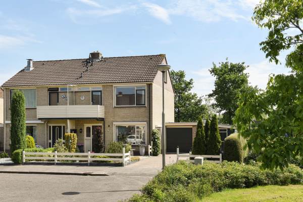 Woning Graaf Willemstraat 82 Bovenkarspel