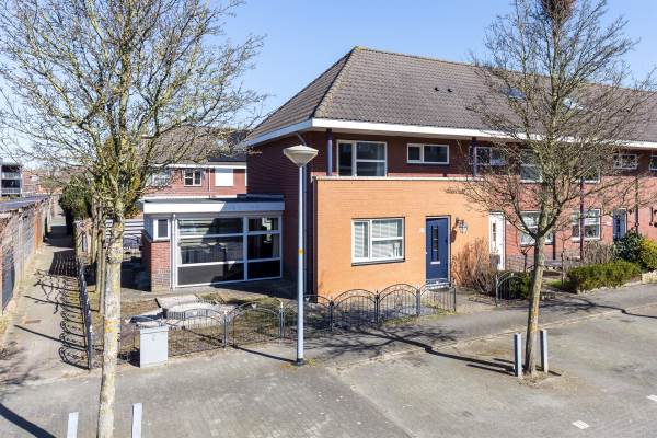 Woning Figarolaan 27 Nieuw-Vennep