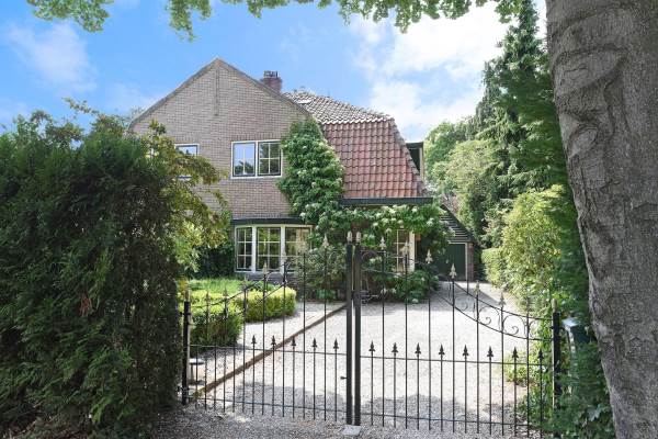 Woning 's-Gravelandseweg 143 Hilversum