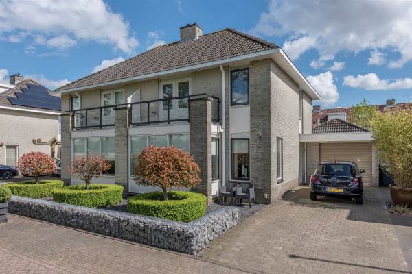Woning Biezengors 62 Puttershoek