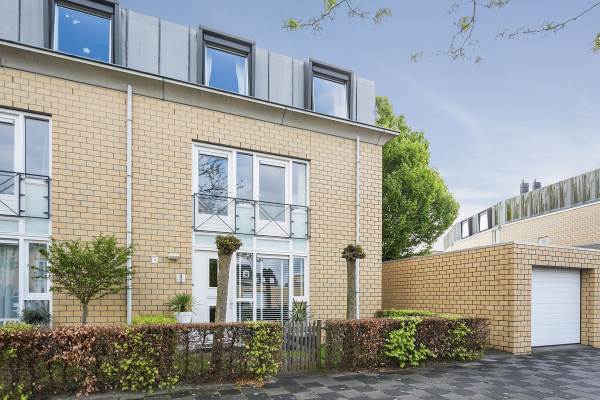 Woning Albert Camuslaan 2 Eindhoven