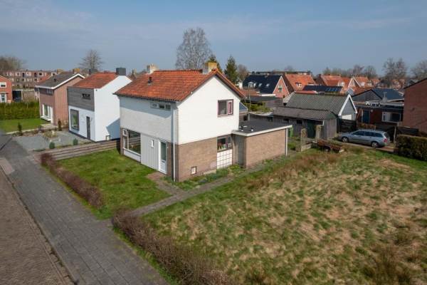 Woning Langelaan 27 Surhuisterveen