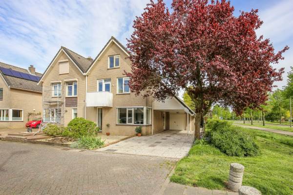 Woning De Steilsprong 19 Dronten