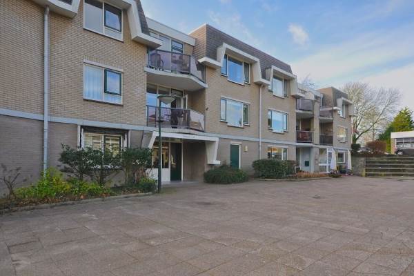 Woning Dorpsplein 30 Heerjansdam