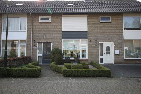 Woning Margrietstraat 8 Bakel