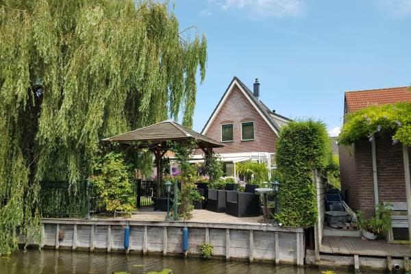 Woning Pastoor Gielenstraat 26 Lutjebroek