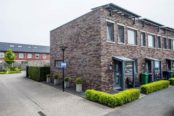 Woning Roald Amundsenstraat 122 Almere