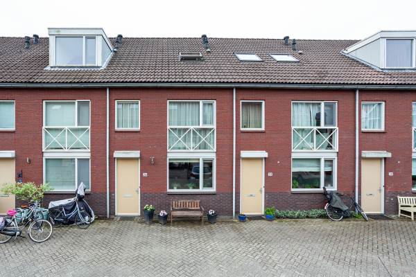 Woning Leni Sarishof 26 Rotterdam