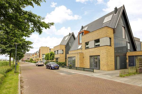 Woning Lakenhallen 36 Hoofddorp