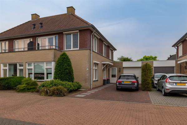 Woning Taxhof 5 Wijk en Aalburg