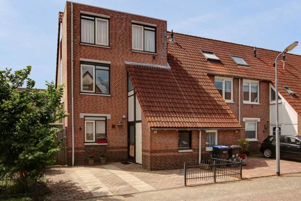 Woning Oldebroekstraat 21 Zaandam