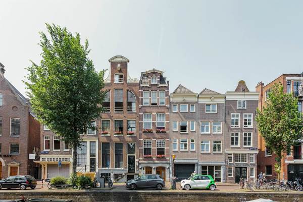 Woning Oudezijds Voorburgwal 266 Amsterdam