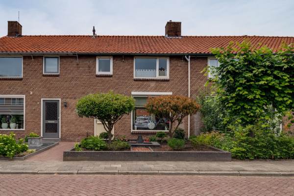 Woning Dahliastraat 15 Nijverdal