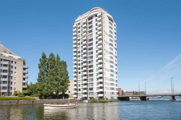 Woning C. van Eesterenlaan 358 Amsterdam