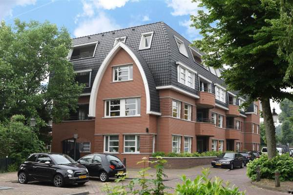 Woning Oranje Weeshuisstraat 8 Huizen