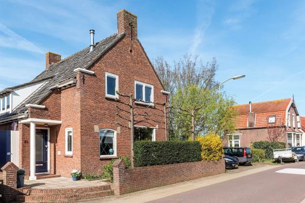 Woning Kerkweg 13 Nieuwendijk