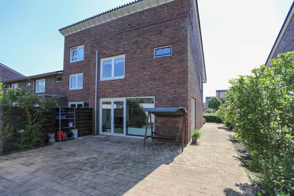 Woning Fanny Blankers-Koenlaan 394 Hoofddorp